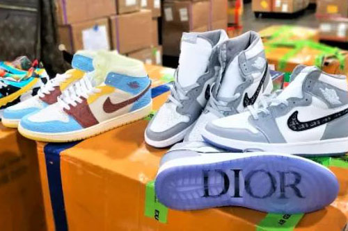 美國海關(guān)查驗侵權(quán)產(chǎn)品