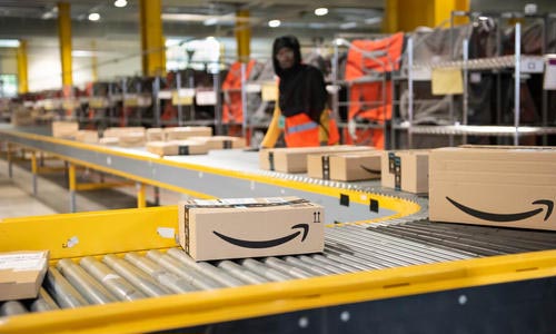 紐酷國際海外倉一件代發(fā),當天上架，一邊卸貨，一邊上架