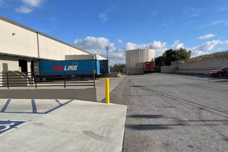 紐酷國(guó)際先后在美國(guó)洛杉磯、芝加哥、亞特蘭大、紐約、達(dá)拉斯建設(shè)海外倉(cāng)